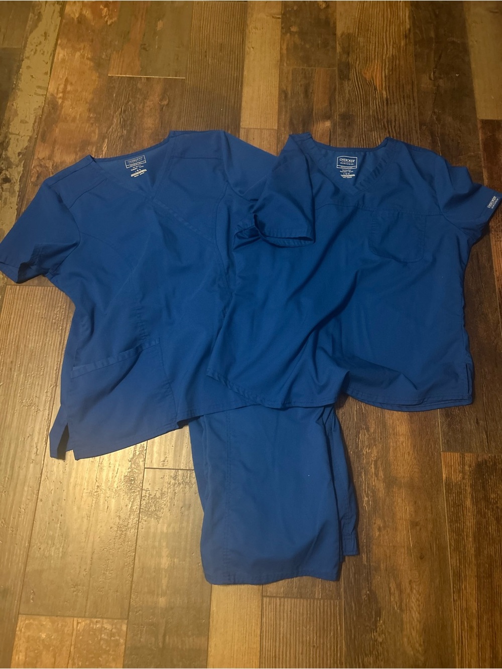Ladies Cherokee workwear scrub set.